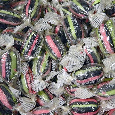 Liquorice & Aniseed Twists*